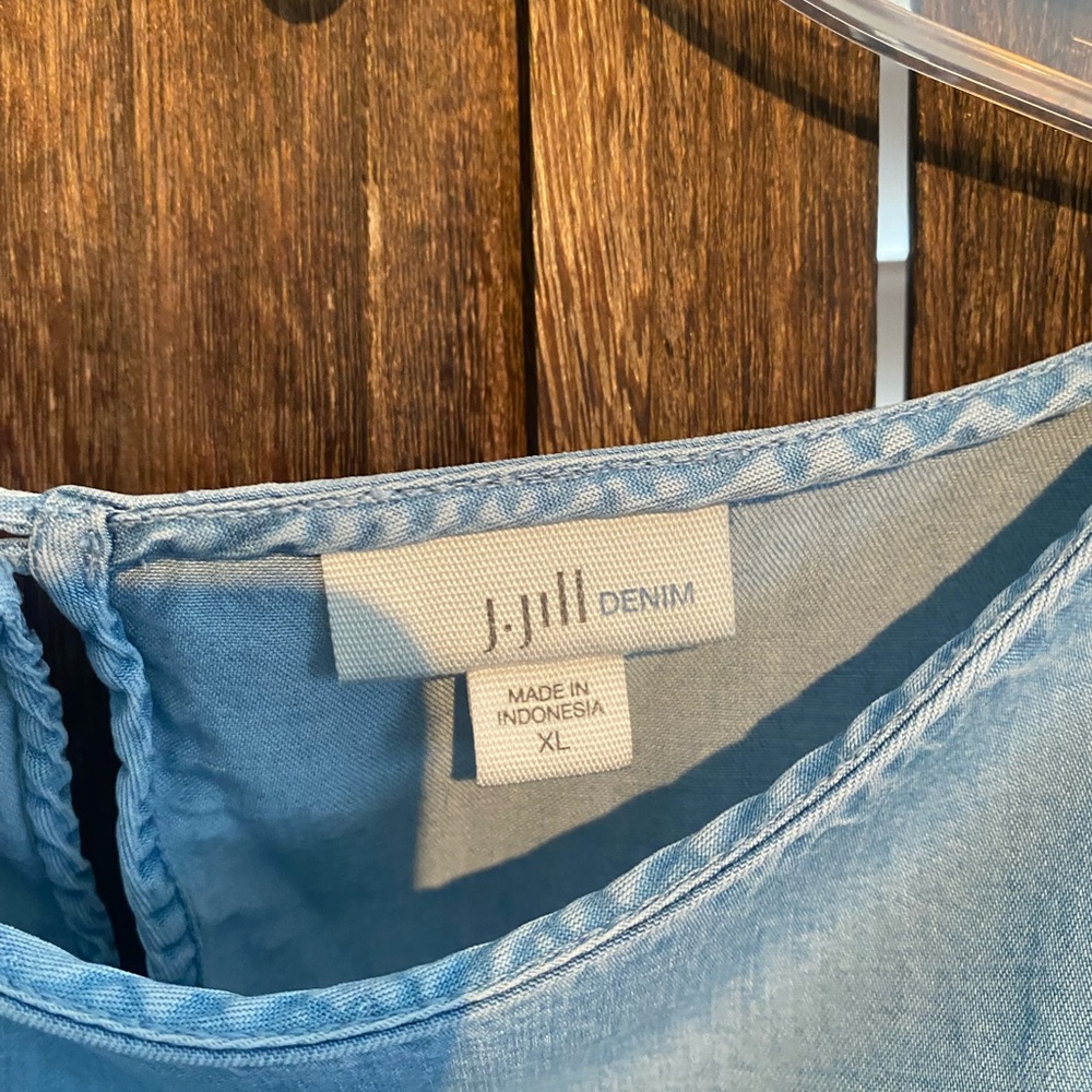 J. Jill Light Blue/Chambray Blouse with Ruffled Sleeves - Picture 4 of 6